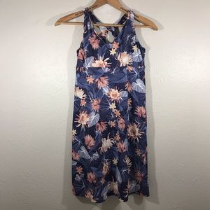 Patagonia floral print  criss cross back size S